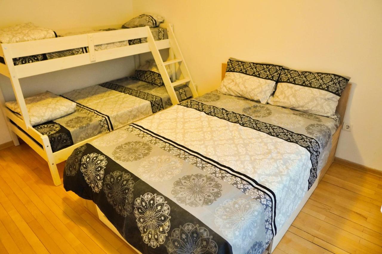 City Center Grand Apartment - Three-Bedroom, Free Parking Sarajevo Exterior photo